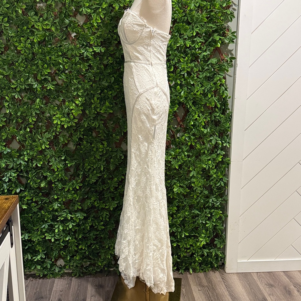 NWT- Imani Mermaid Bustier Lace Wedding Dress - Picture 9 of 17